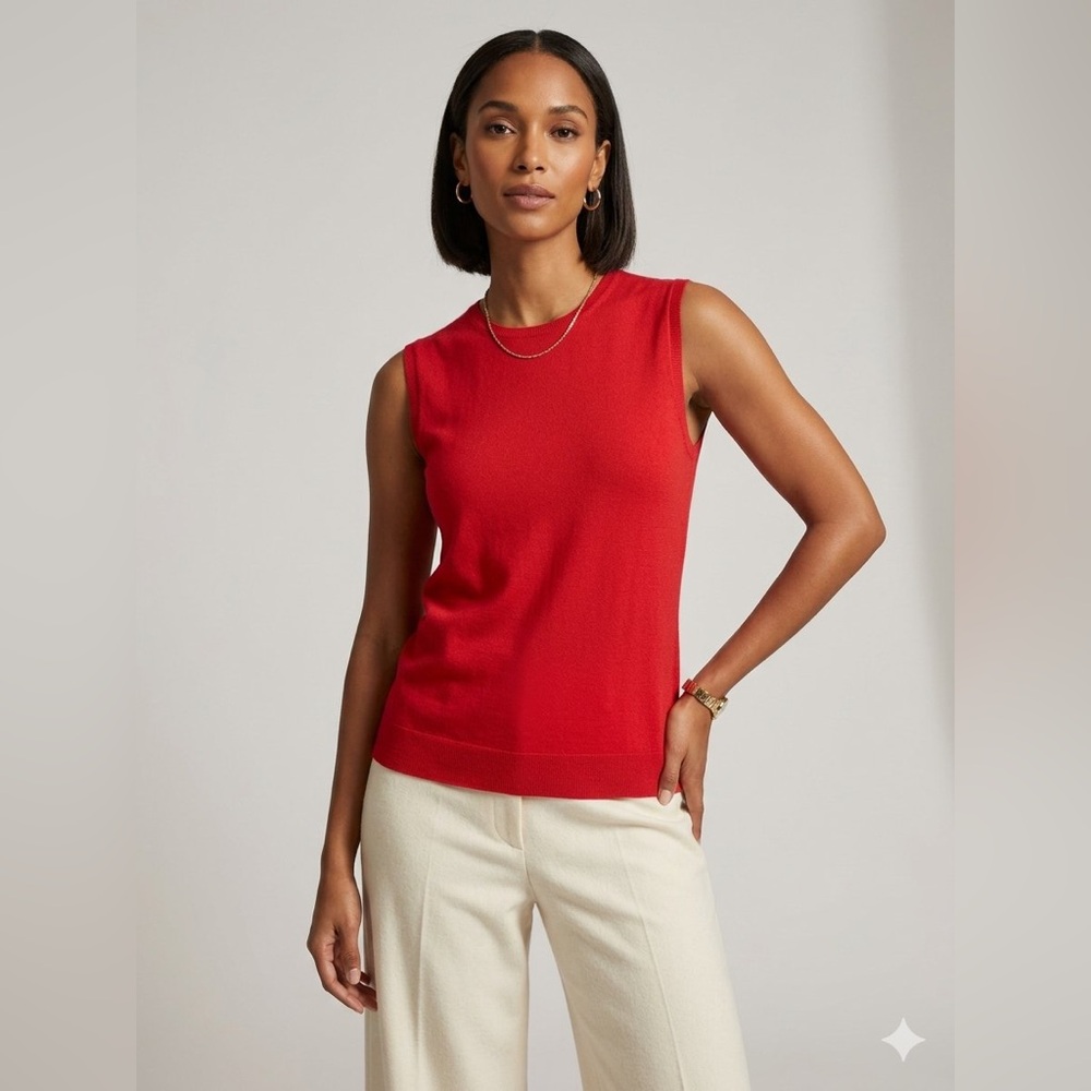 St. John Vibrant Red Sleeveless Knit Top